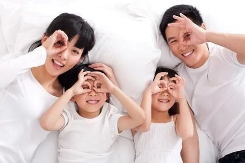 供卵宝宝吐奶现象解析，正常吗？